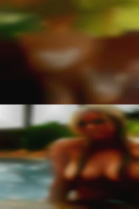 Matures in nude Kent woman dogging.