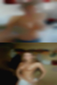 LA with hairy naked girls pussy.