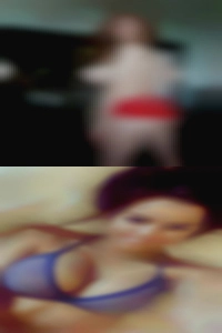 L woman naked Smiles a lot.